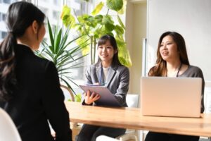 積極的なコミュニケーションが魅力を引き出す