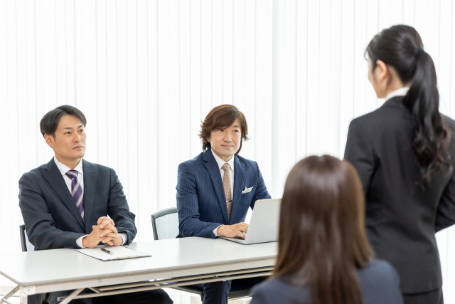 面接官の役割